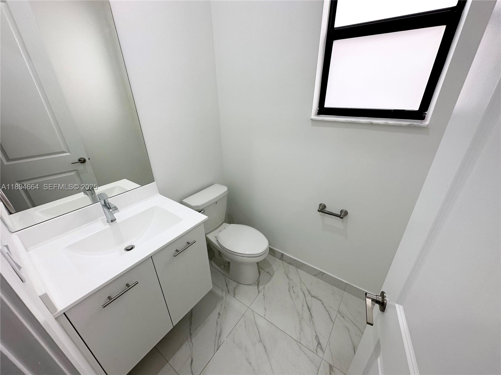 17394 Southwest 46th Street Miramar, FL 33029 - Photo 4 of 21