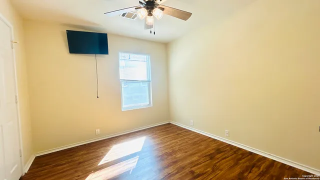 $1,895 | 5132 Columbia Drive, Schertz, TX 78108