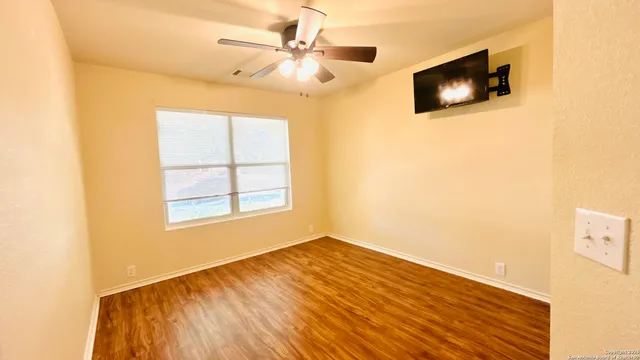 $1,895 | 5132 Columbia Drive, Schertz, TX 78108