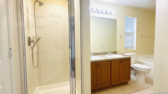 $1,895 | 5132 Columbia Drive, Schertz, TX 78108