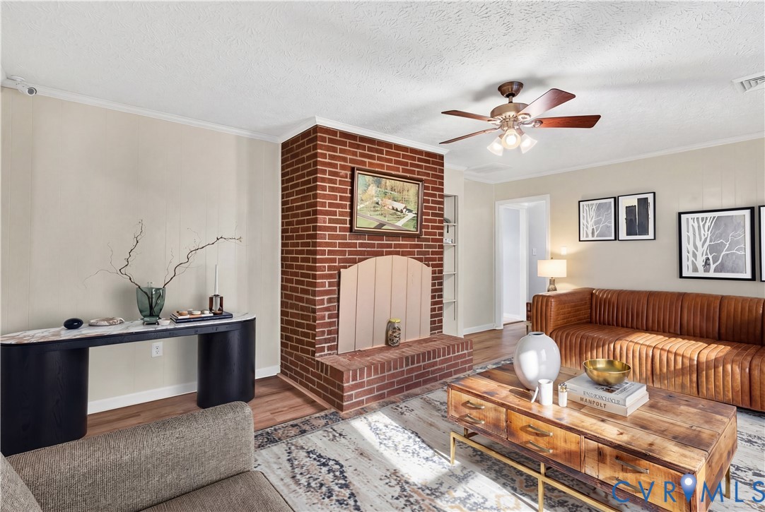 9829 Line Fence Road Hayes, VA 23072 - Photo 15 of 64 Gallery Image 15