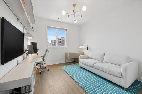 $460,000 | 1845 South State Street, Unit 3, Chicago, IL 60616