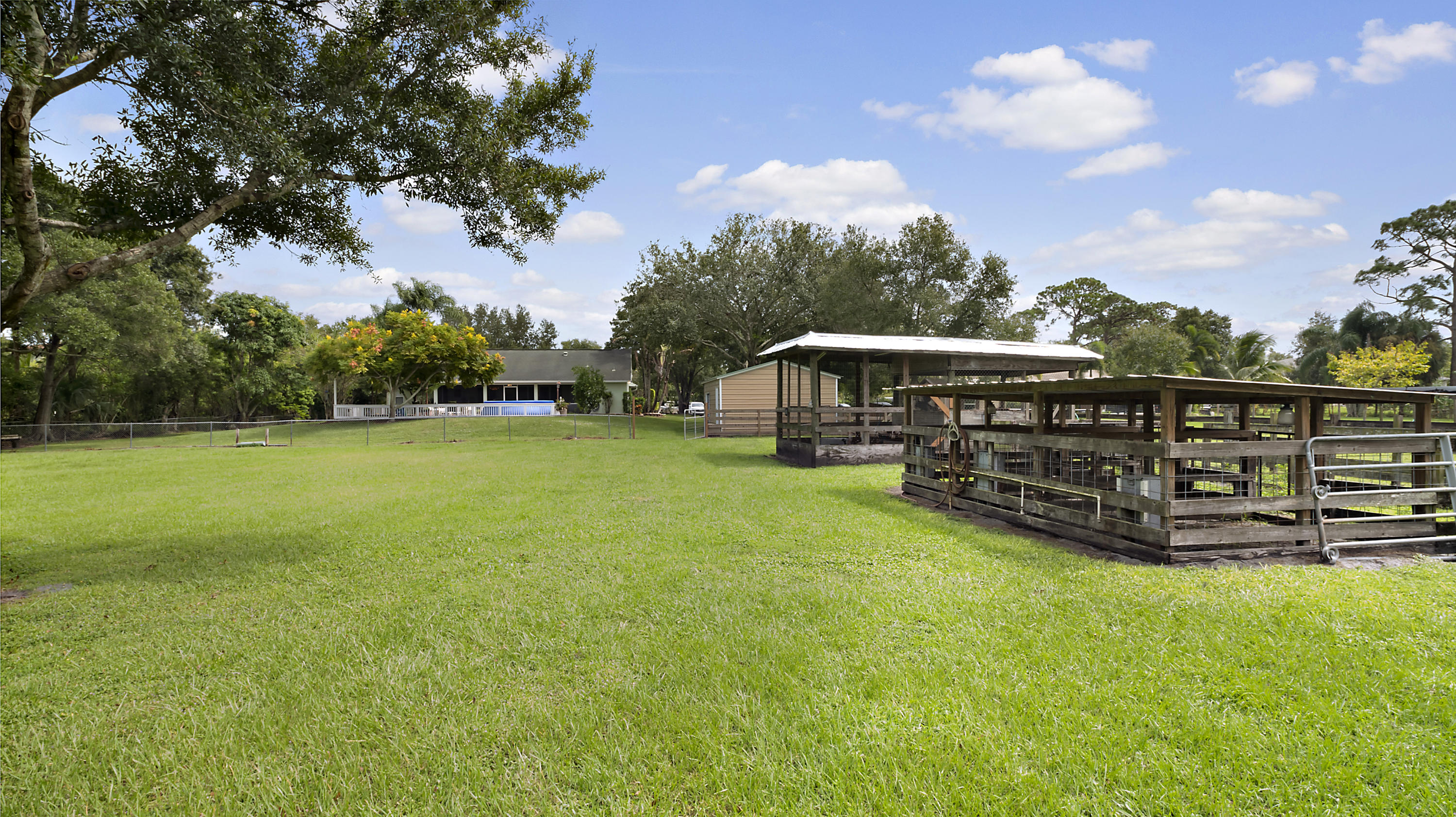 4847 Selvitz Road Fort Pierce, FL 34981 - Photo 3 of 28 P1020582