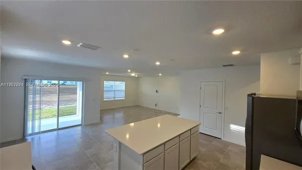 $2,000 | 430 Pine Tree Boulevard, Lake Alfred, FL 33850