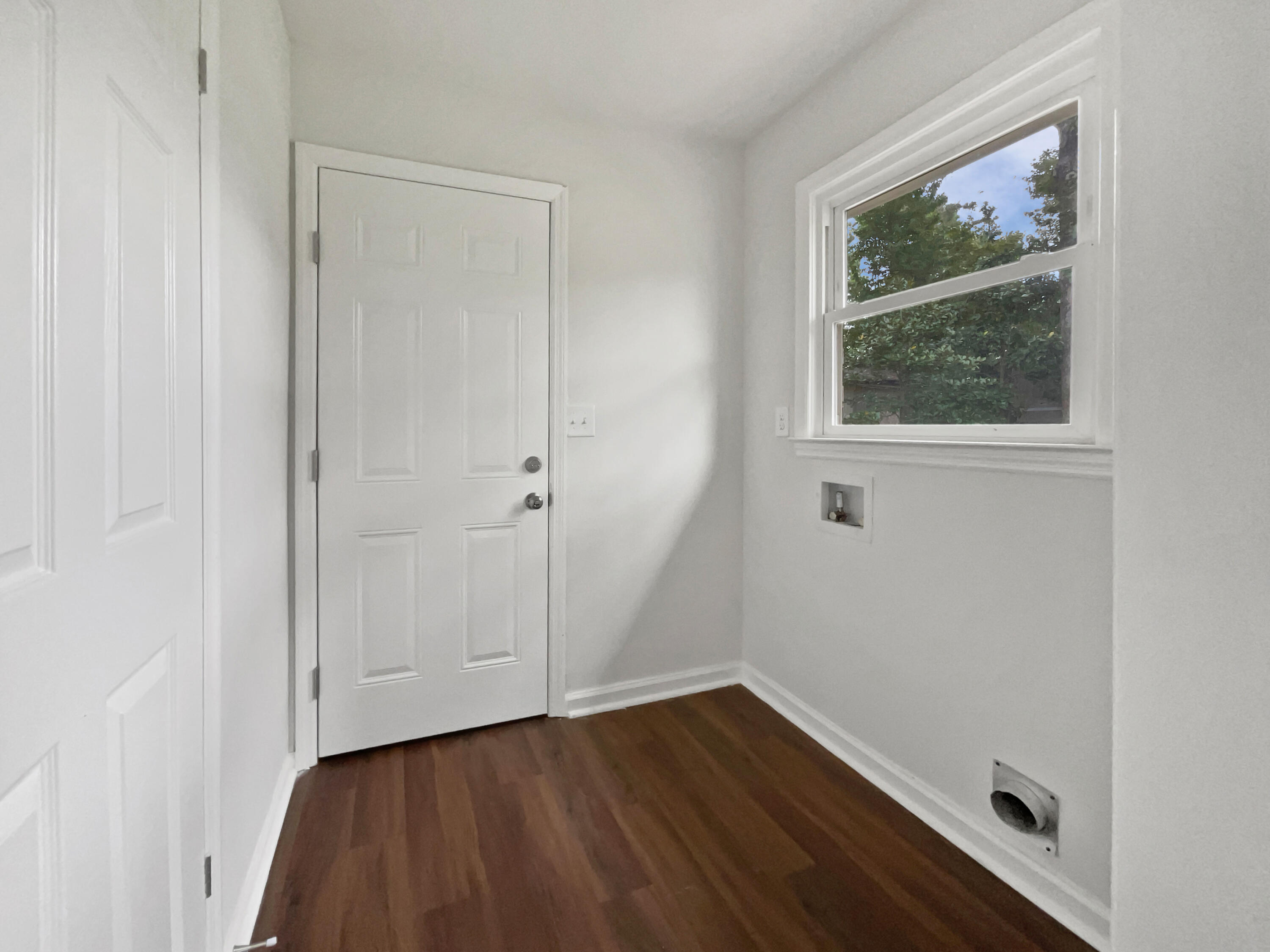 218 Lodgepole Road Ladson, SC 29456 - Photo 11 of 36 listing_10