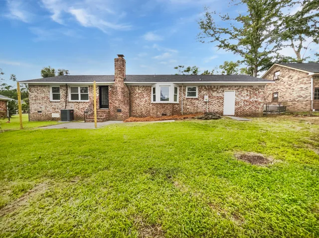 $325,000 | 218 Lodgepole Road, Ladson, SC 29456