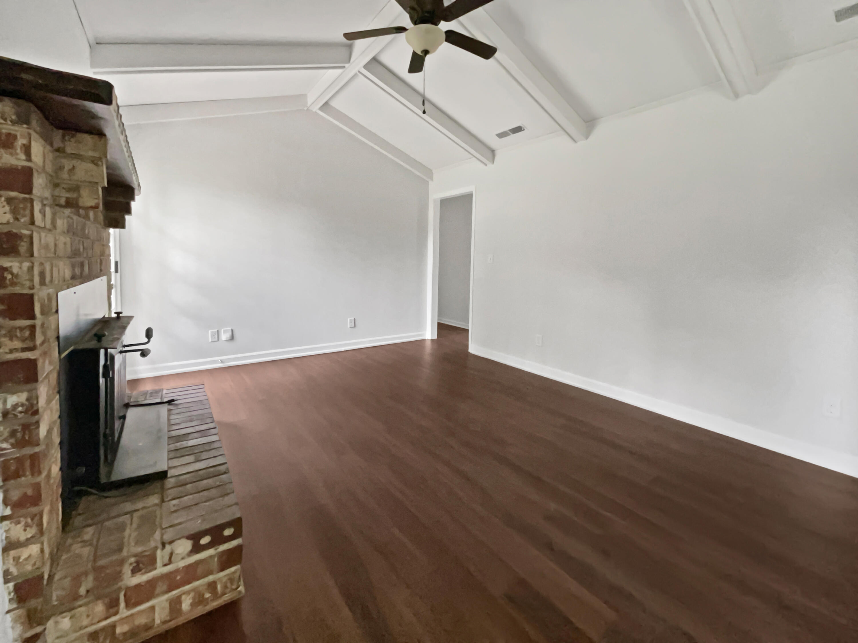 218 Lodgepole Road Ladson, SC 29456 - Photo 9 of 36 listing_8