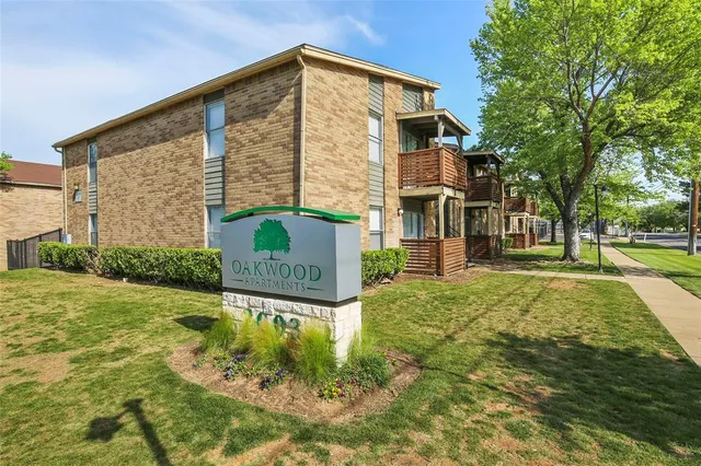 $985 | 2015 Wesley Drive, Unit K, Arlington, TX 76012