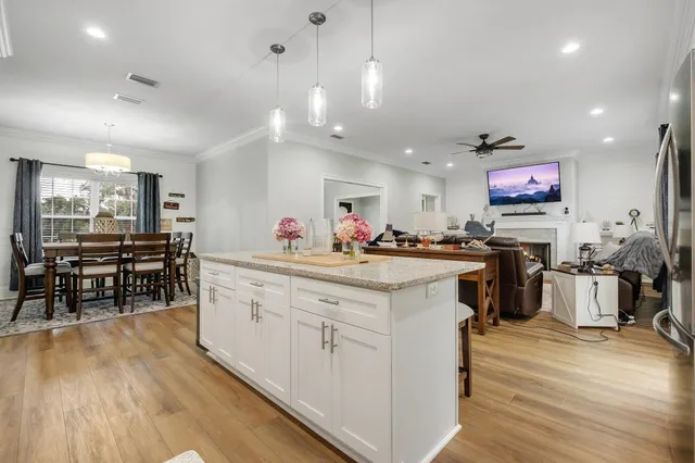 $2,850 | 3325 Mariana Oaks Drive, Tallahassee, FL 32311