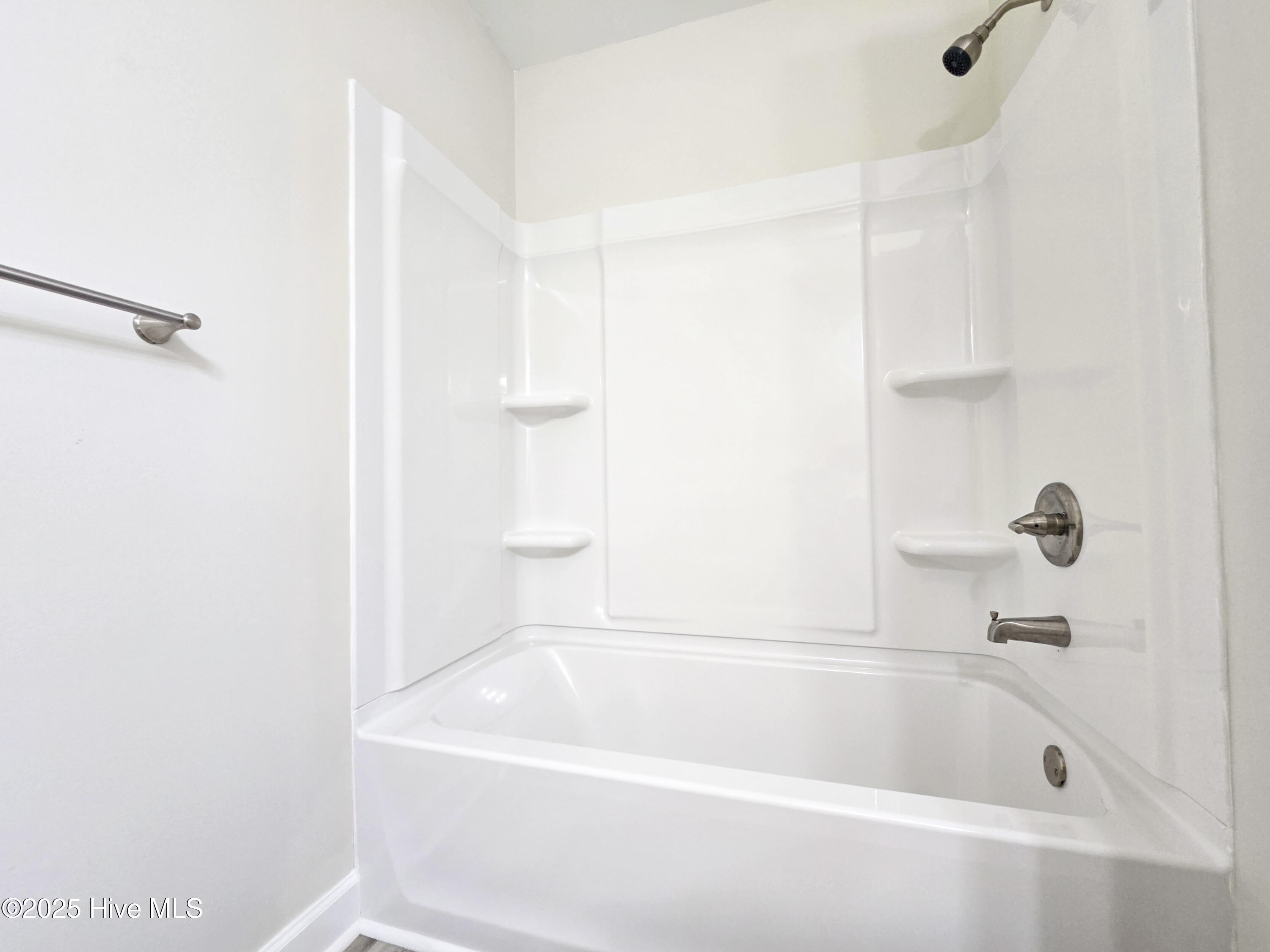 1211 Davis Bay Road Elizabeth City, NC 27909 - Photo 9 of 25 Hall Bathroom