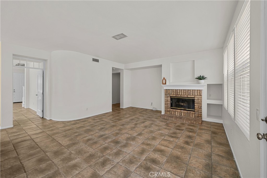 28454 Cascade Road Castaic, CA 91384 - Photo 16 of 56