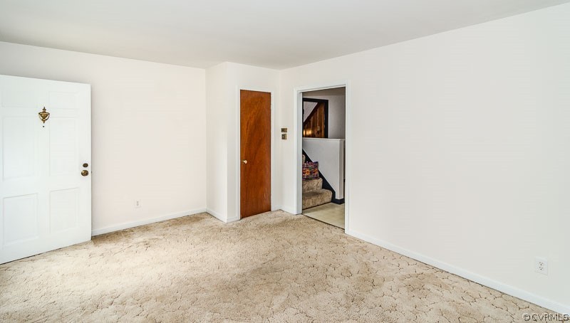 2402 Manlyn Road Henrico, VA 23229 - Photo 4 of 46 Gallery Image 4