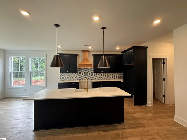 $565,000 | 321 Summerall Drive, Anderson, SC 29621