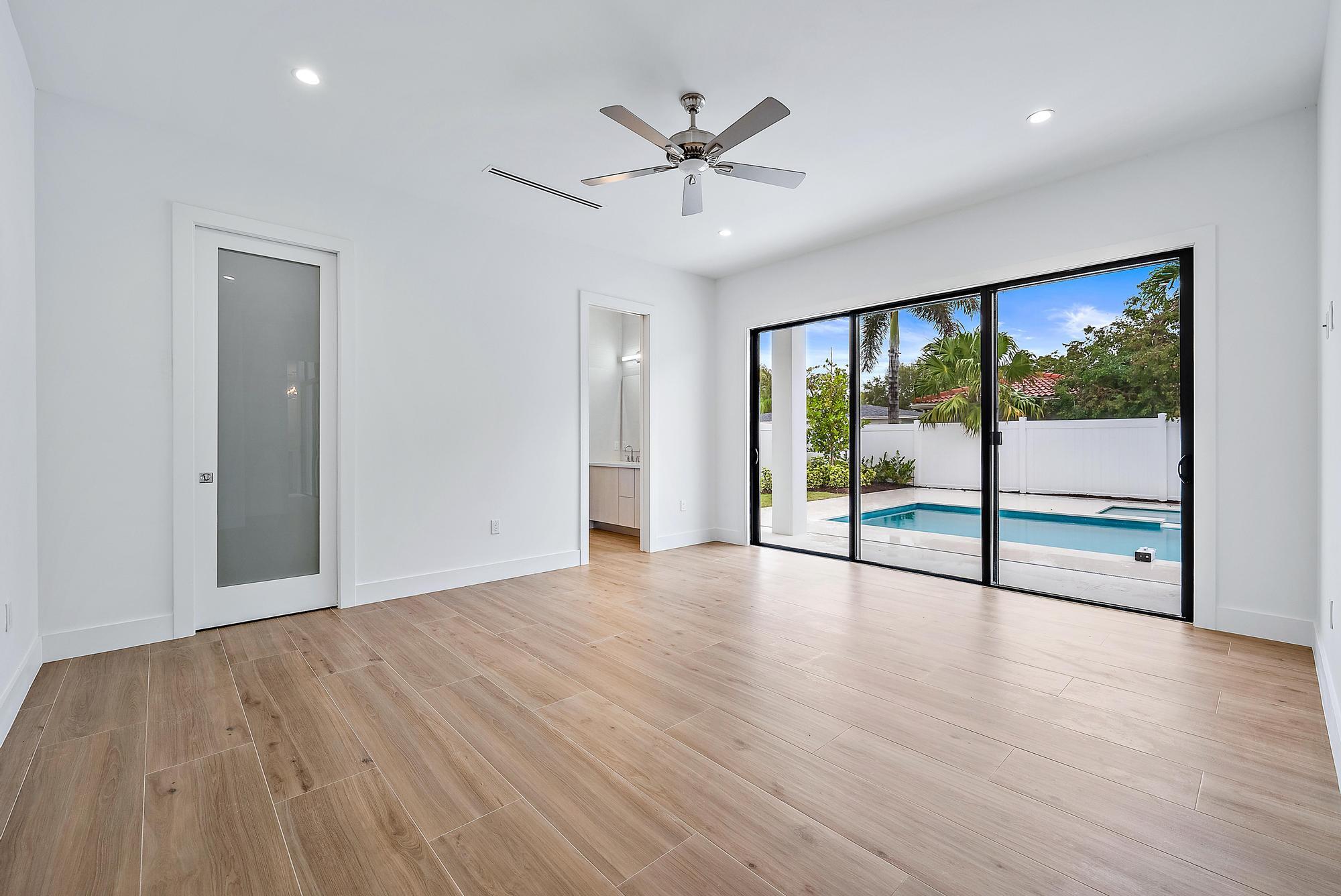 183 Arlington Road West Palm Beach, FL 33405 - Photo 10 of 38 183 Arlington Rd -12