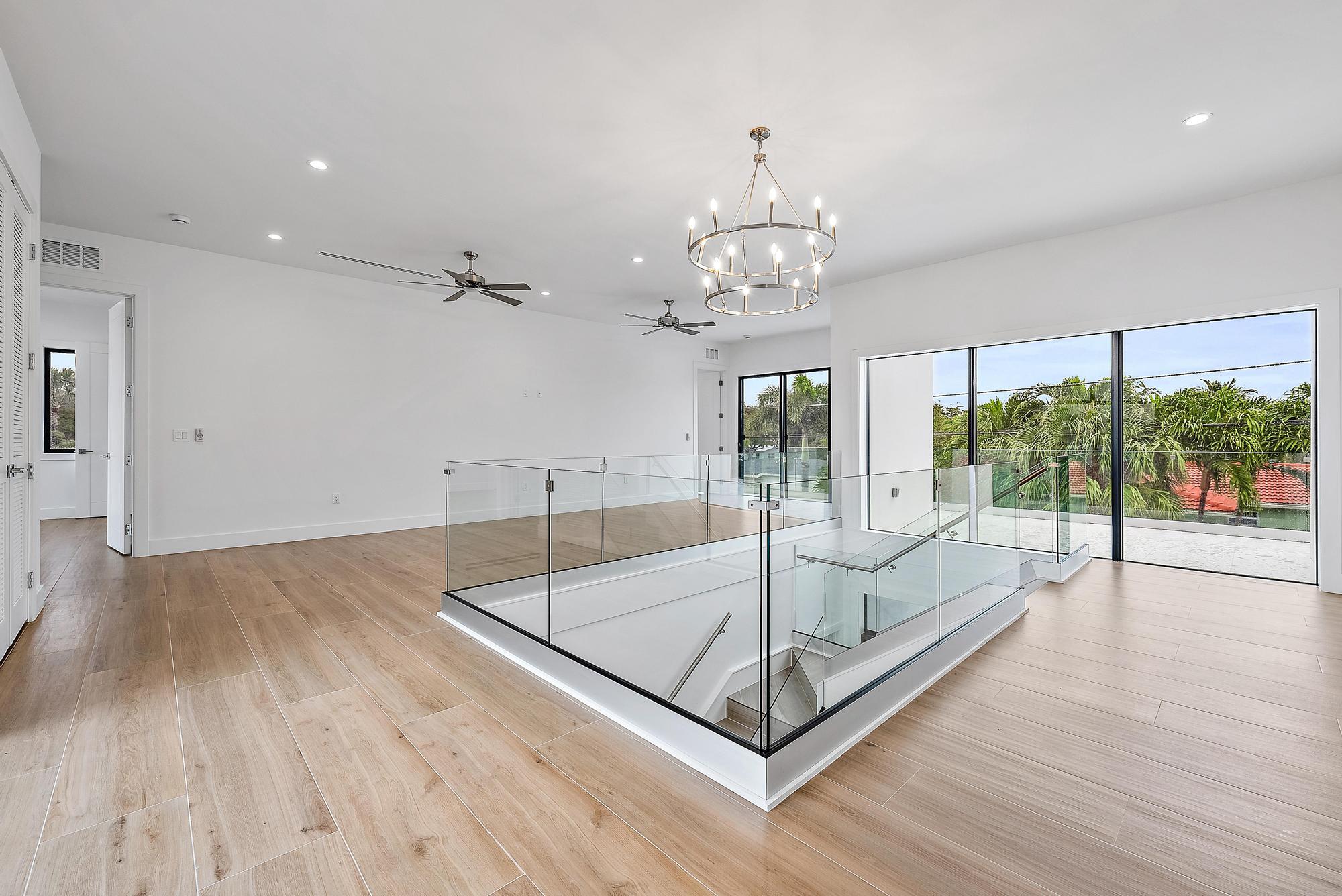 183 Arlington Road West Palm Beach, FL 33405 - Photo 15 of 38 183 Arlington Rd -23