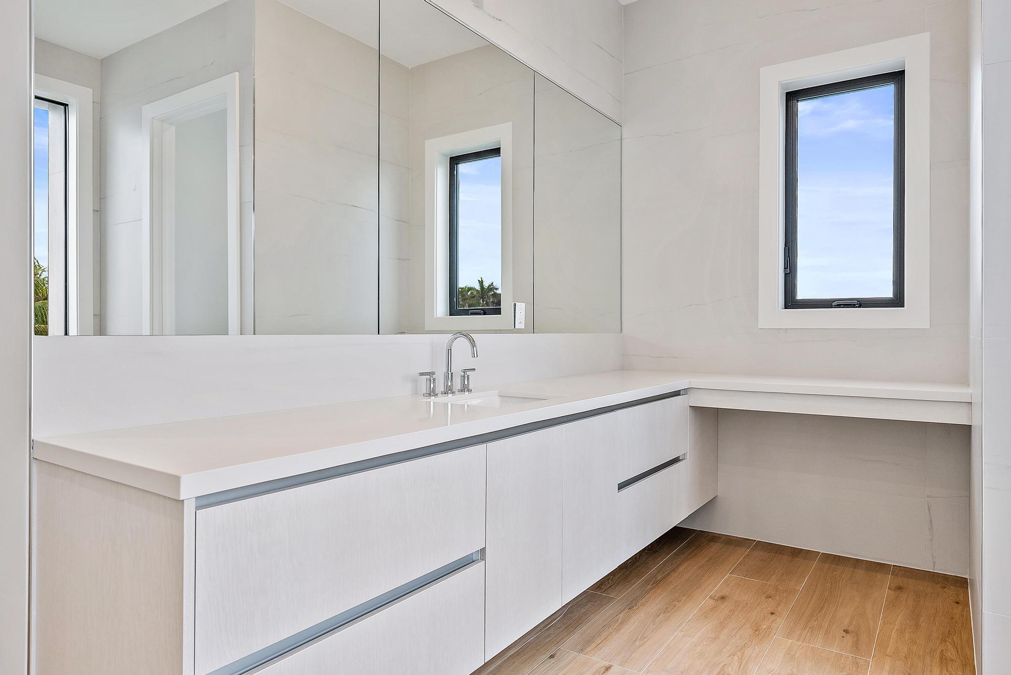 183 Arlington Road West Palm Beach, FL 33405 - Photo 22 of 38 183 Arlington Rd -21