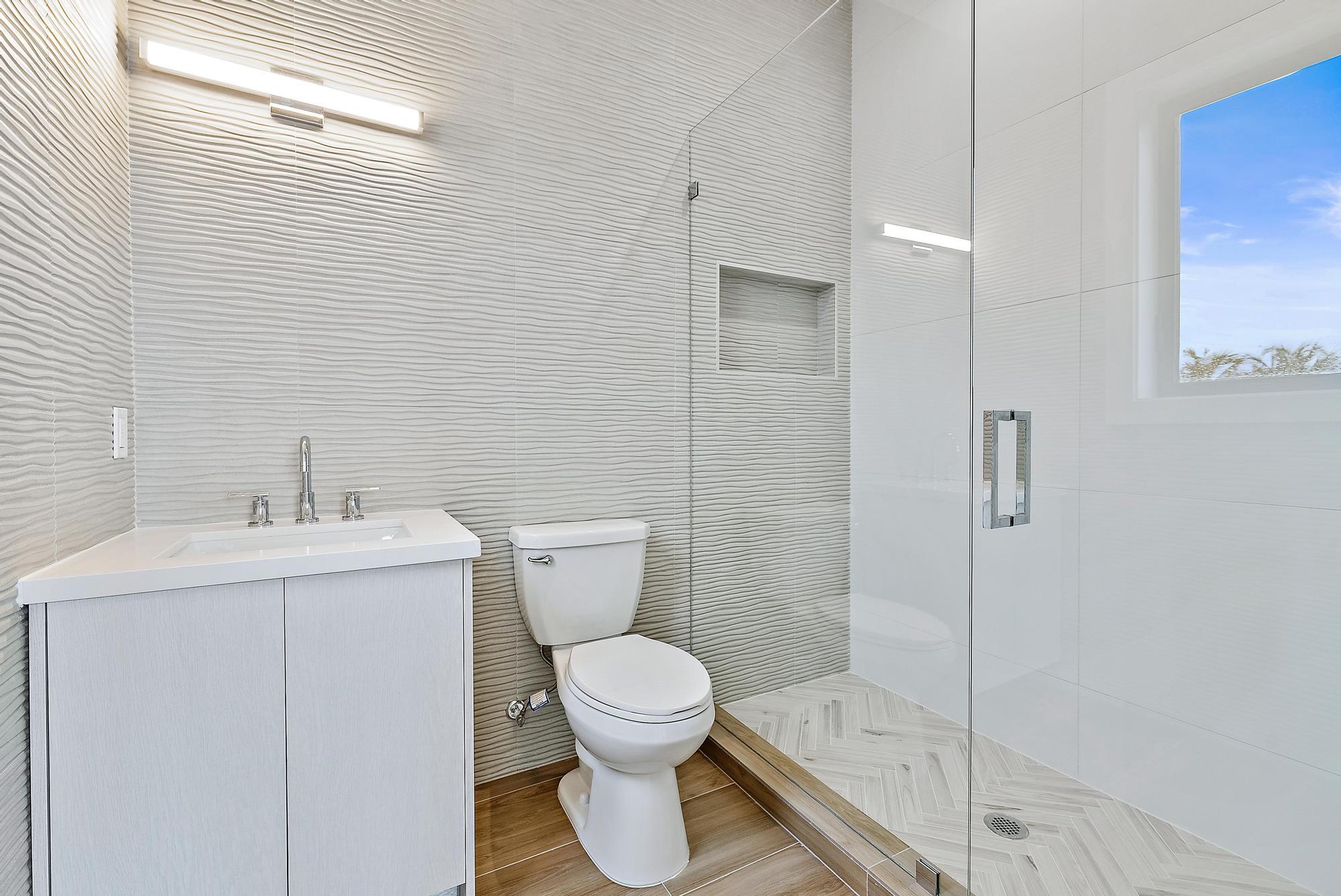 183 Arlington Road West Palm Beach, FL 33405 - Photo 27 of 38 183 Arlington Rd -27