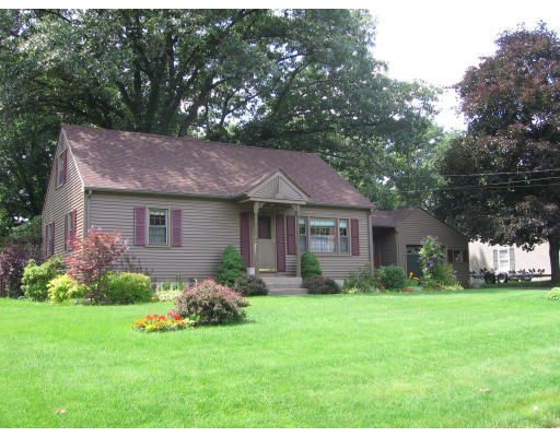 35 Blossom Road West Springfield, MA 01089 - Photo 1 of 11