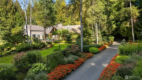 $5,950,000 | 20530 Southeast 19th Street, Sammamish, WA 98075