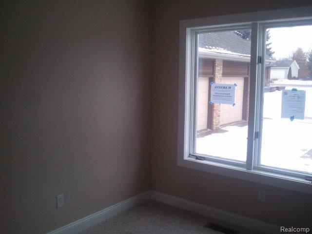 7525 Glen Hatt Road Linden, MI 48451 - Photo 12 of 20 2013-03-19 13.16.02.jpg