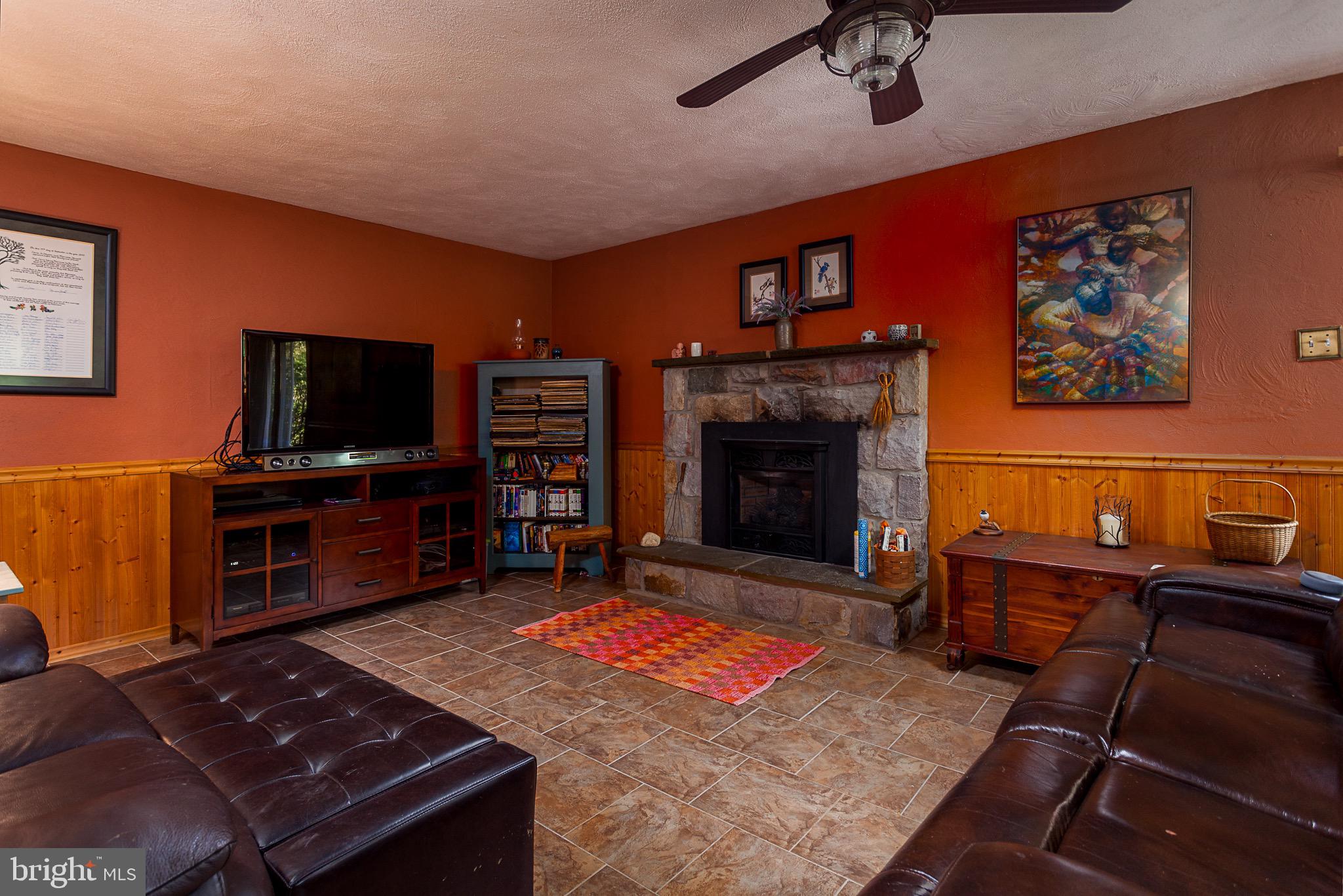 1390 North Valley Road Pottstown, PA 19464 - Photo 14 of 31 Gallery Image 14