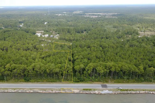 $65,500 | 310 Gramercy Plantation Boulevard, Eastpoint, FL 32328