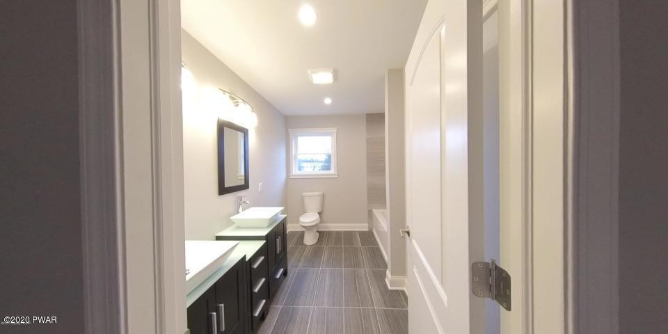 604 Cold Spring Lane East Stroudsburg, PA 18302 - Photo 21 of 24