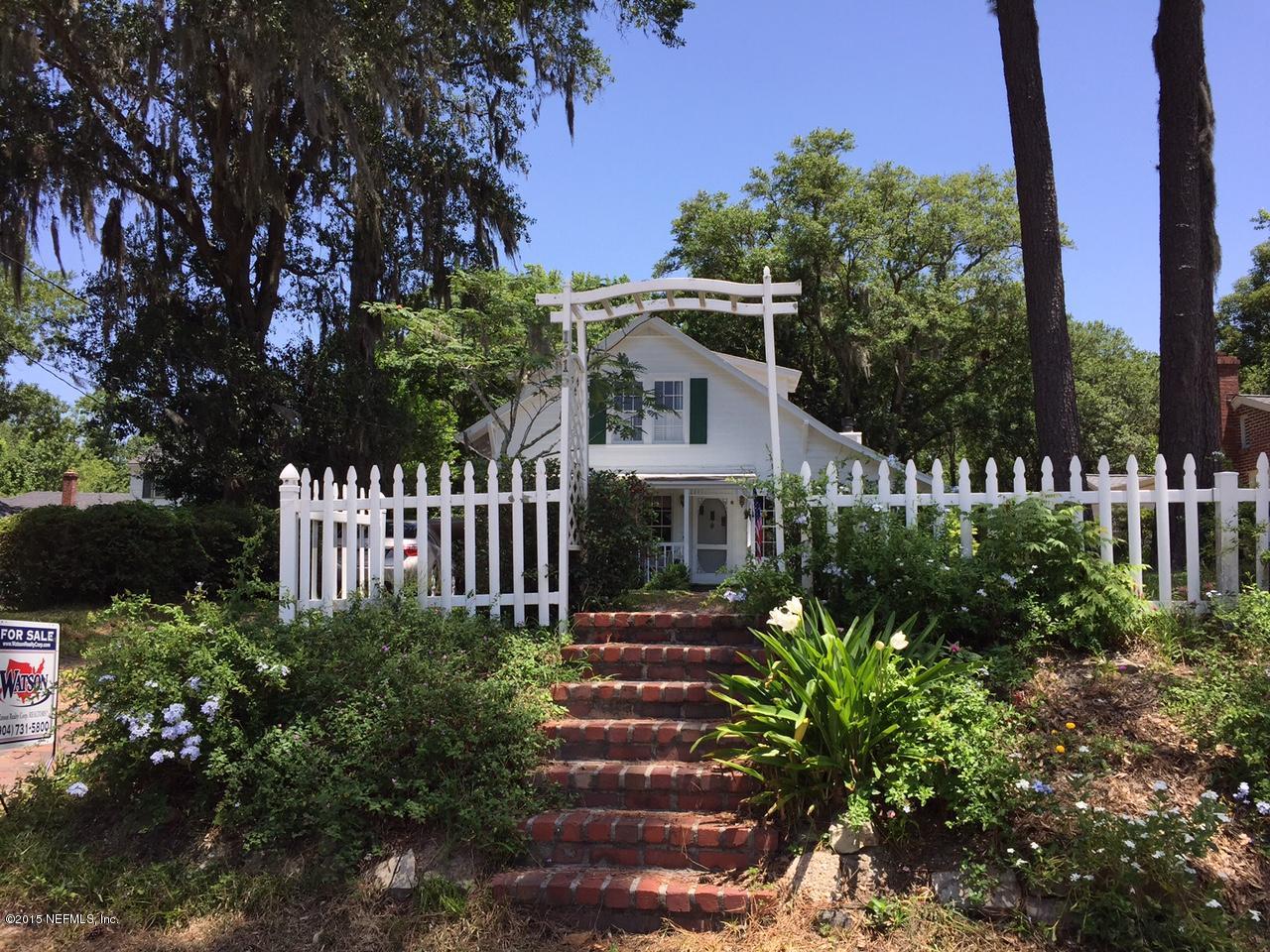 1615 Lorimier Road Jacksonville, FL 32207 - Photo 51 of 53 a front view of a house with a yard