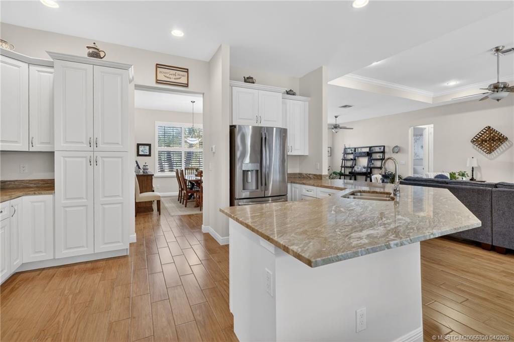 263 Southwest Cocoloba Way Stuart, FL 34997 - Photo 14 of 42