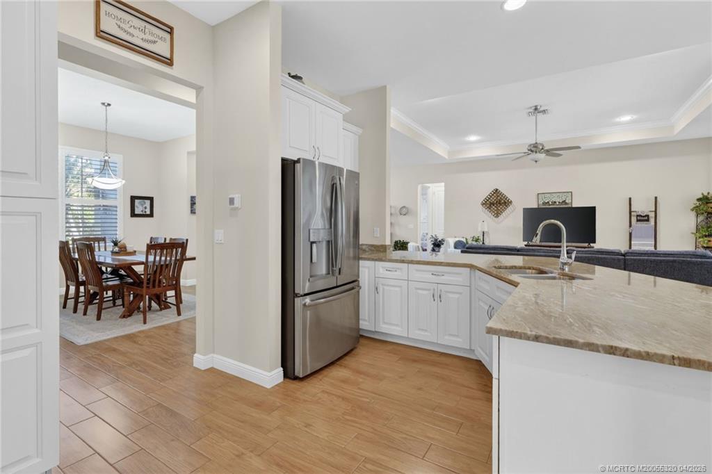 263 Southwest Cocoloba Way Stuart, FL 34997 - Photo 17 of 42