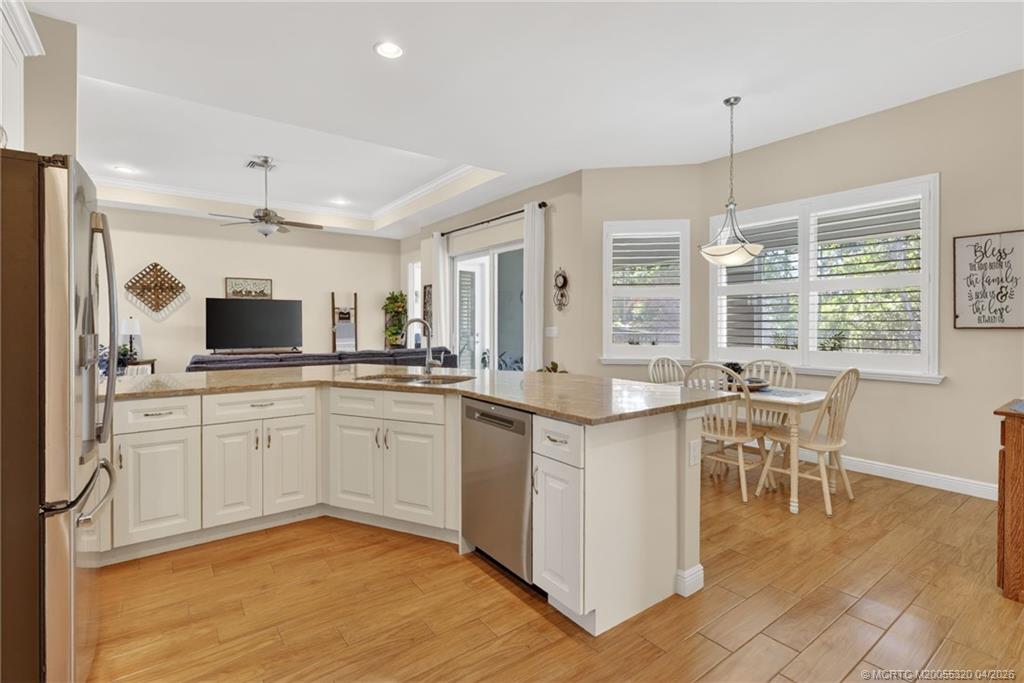 263 Southwest Cocoloba Way Stuart, FL 34997 - Photo 18 of 42