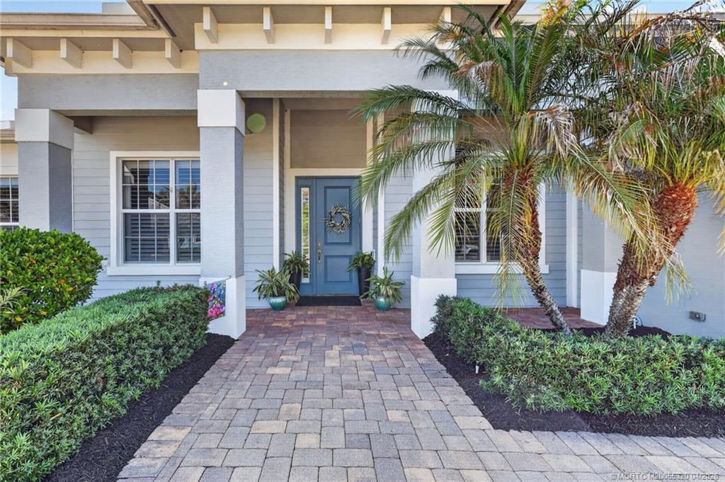 263 Southwest Cocoloba Way Stuart, FL 34997 - Photo 2 of 42