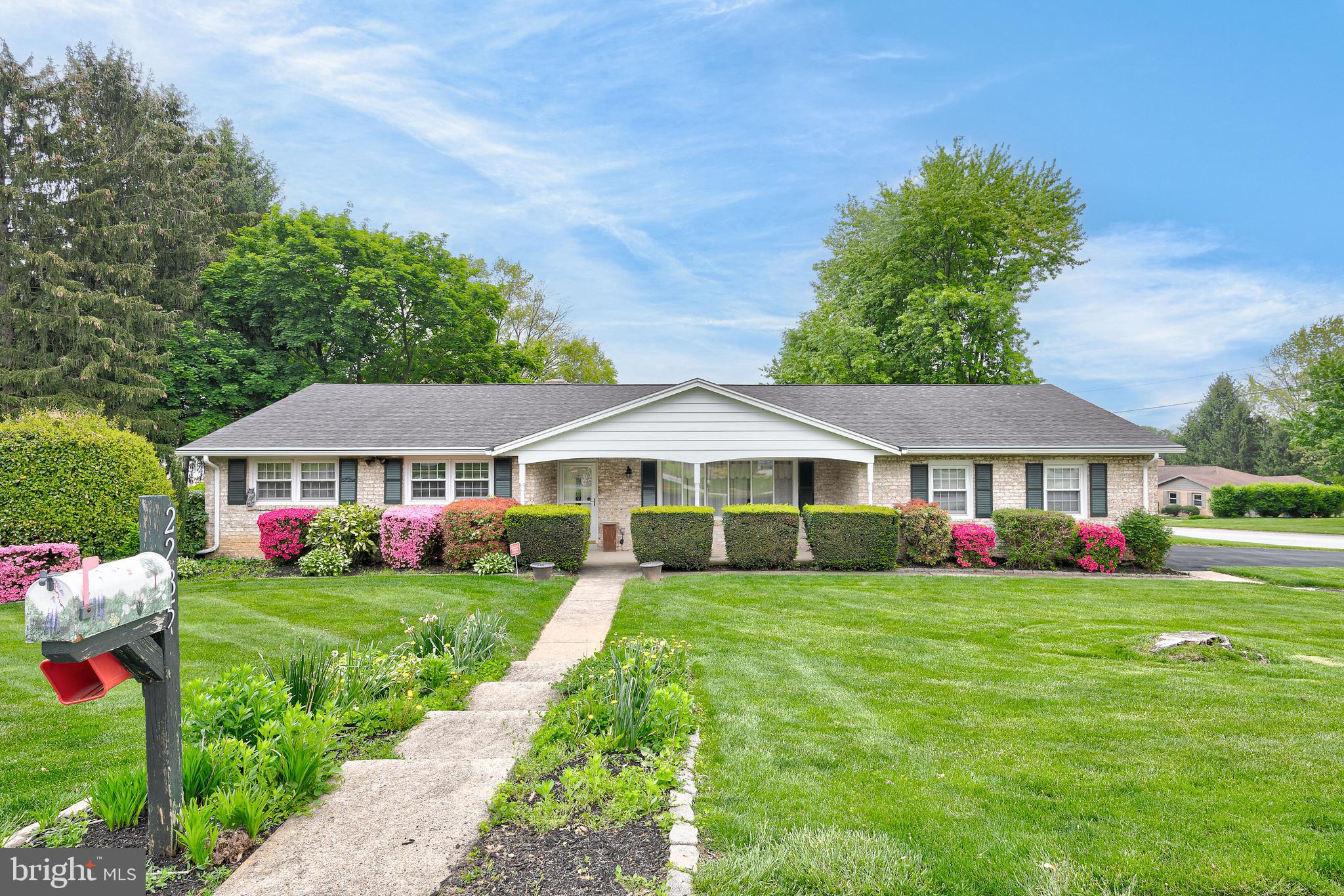 2285 Sutton Road York, PA 17403 - Photo 1 of 26