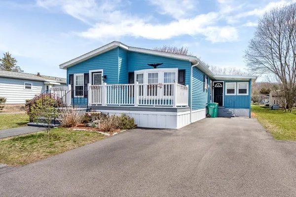 $319,900 | 3 King Arthur's Court, Attleboro, MA 02703