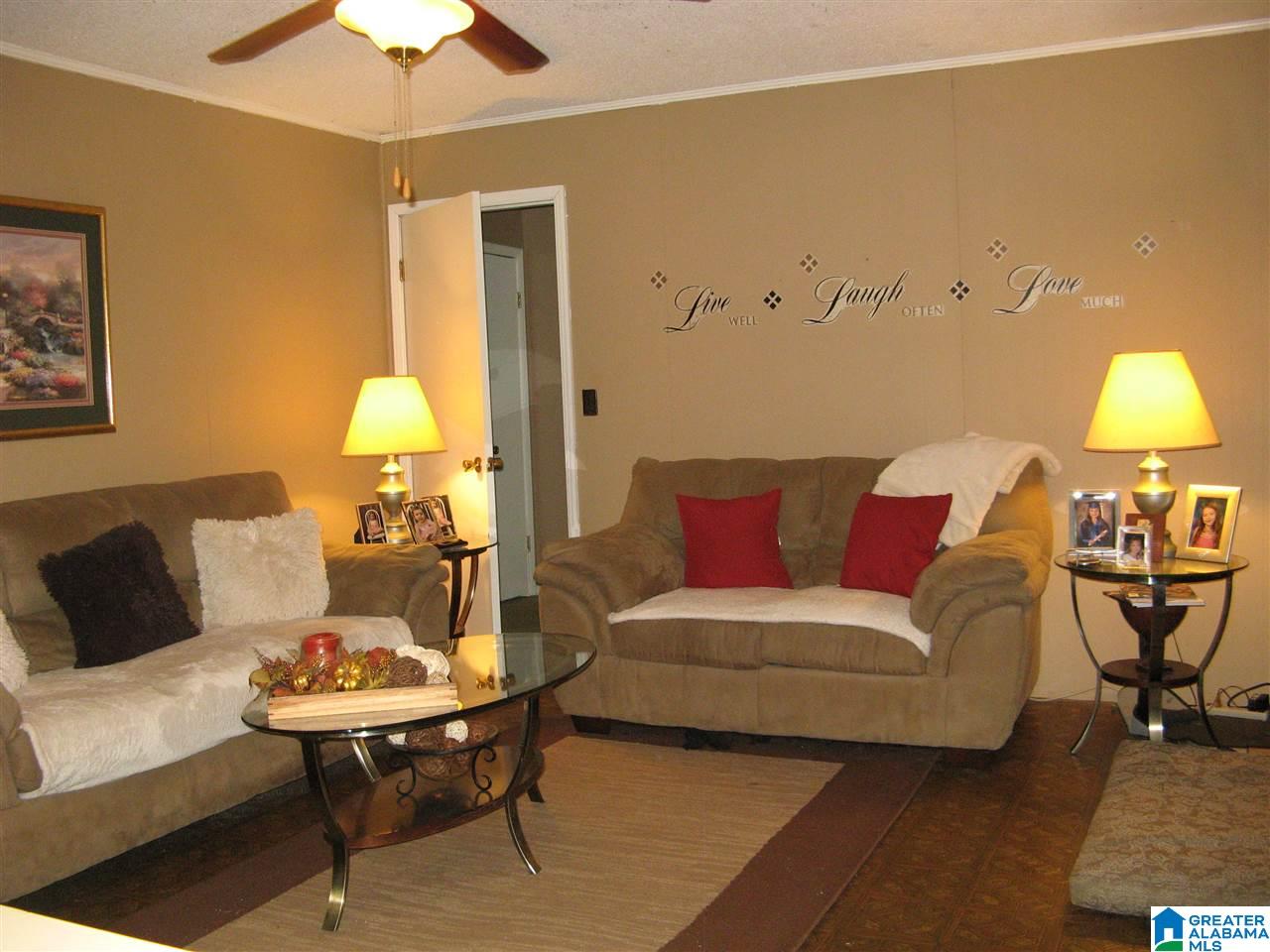 425 Phillips Drive Vincent, AL 35178 - Photo 3 of 23