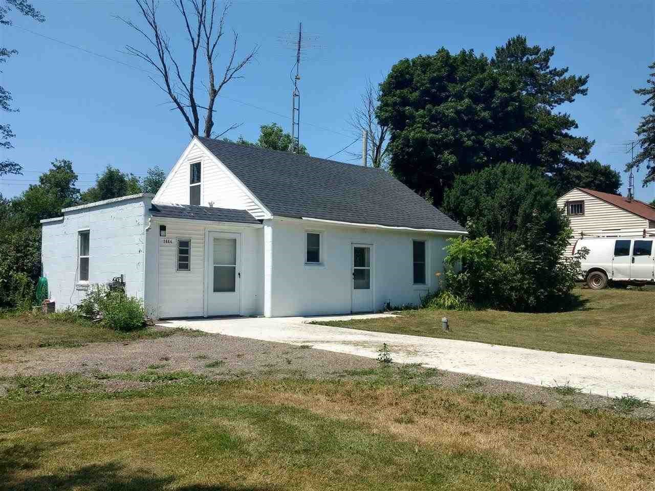 2864 West County Line Road Lennon, MI 48449 - Photo 1 of 10 exterior front