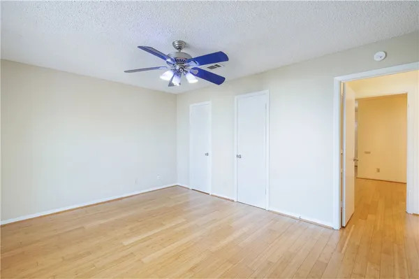 $1,600 | 1240 Barton Hills Drive, Unit 208, Austin, TX 78704