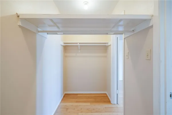 $1,600 | 1240 Barton Hills Drive, Unit 208, Austin, TX 78704