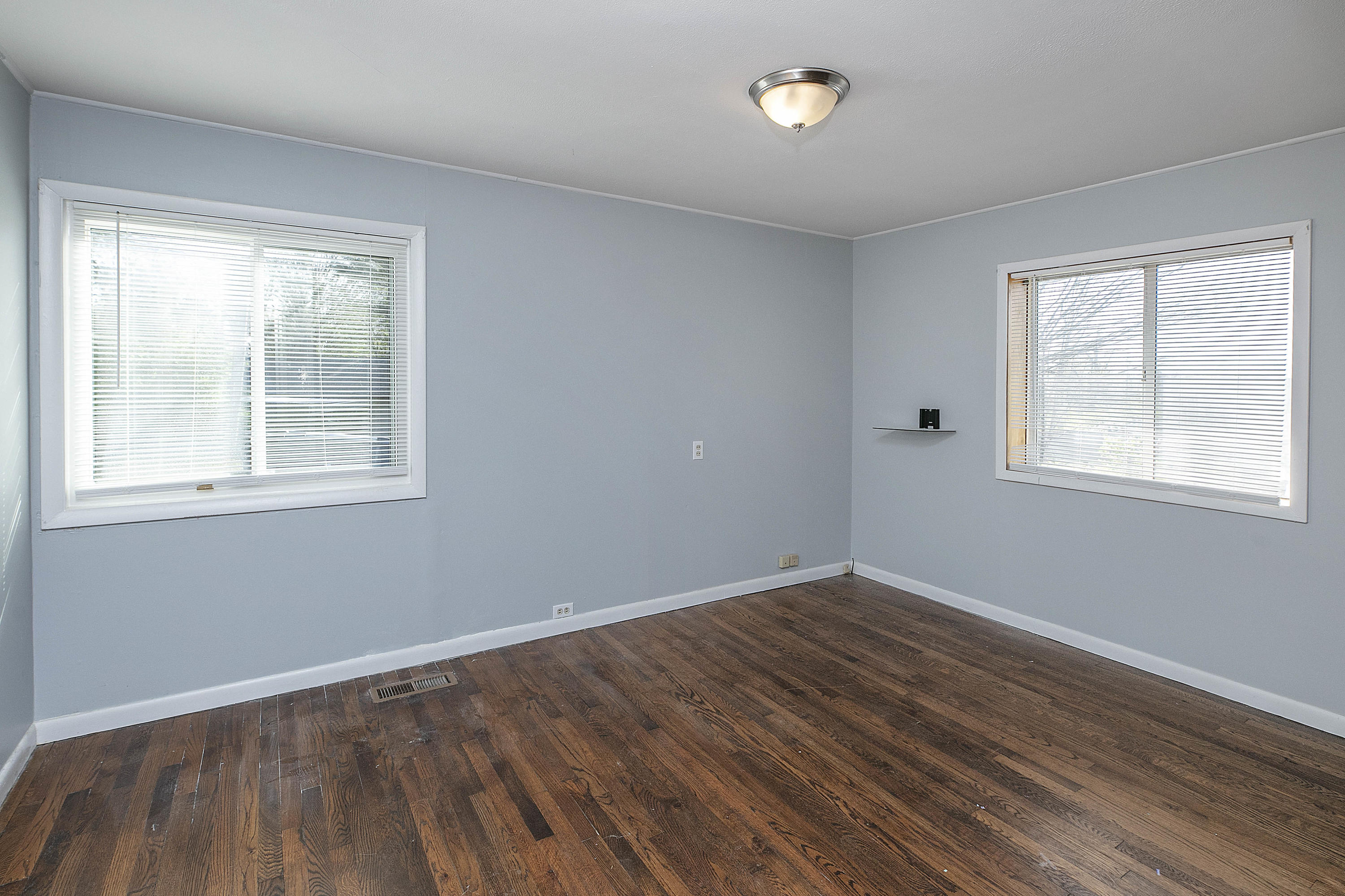 100 Pelham Road Oak Ridge, TN 37830 - Photo 19 of 26 Bedroom 3