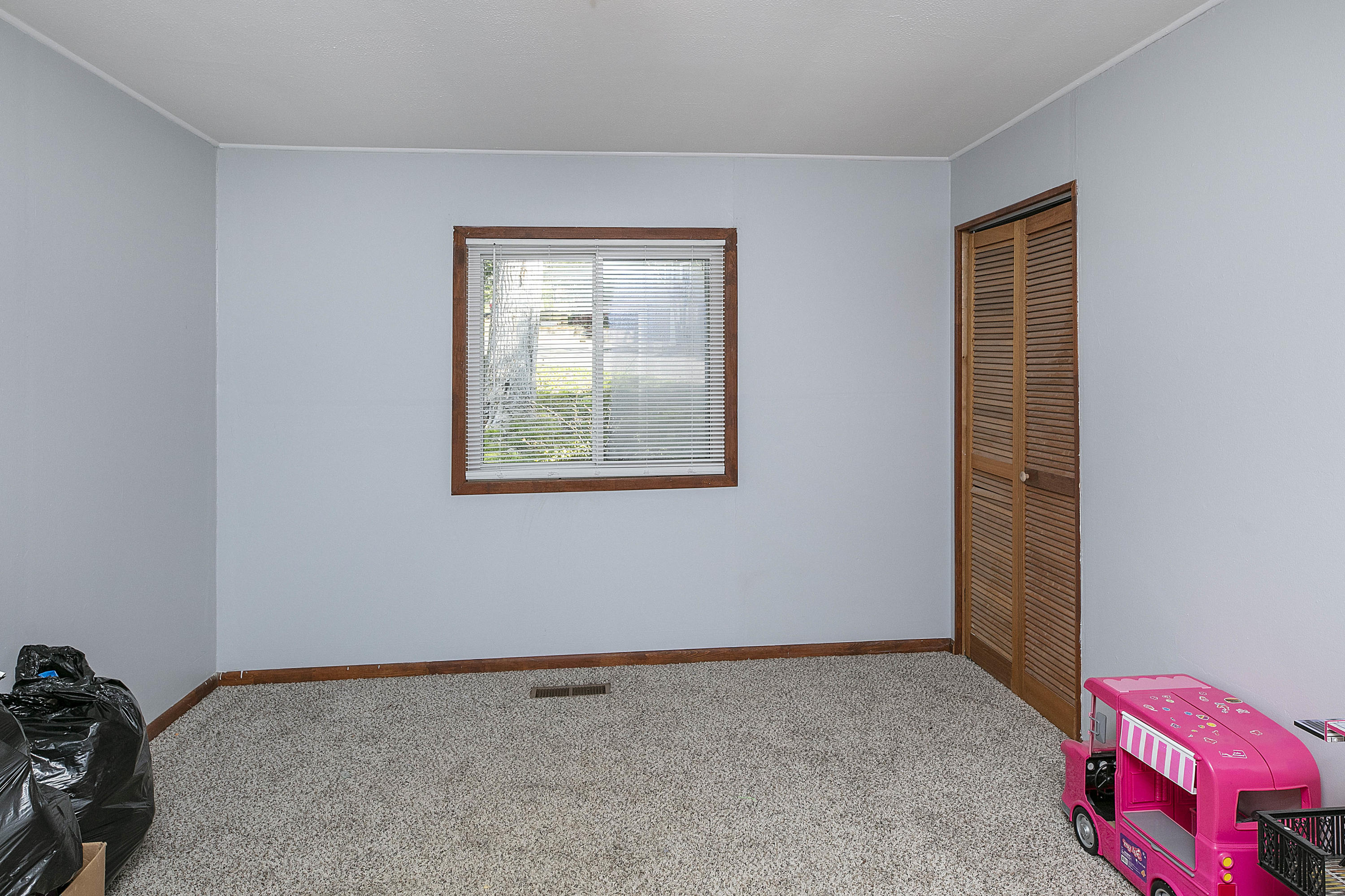 100 Pelham Road Oak Ridge, TN 37830 - Photo 21 of 26 Bedroom 4