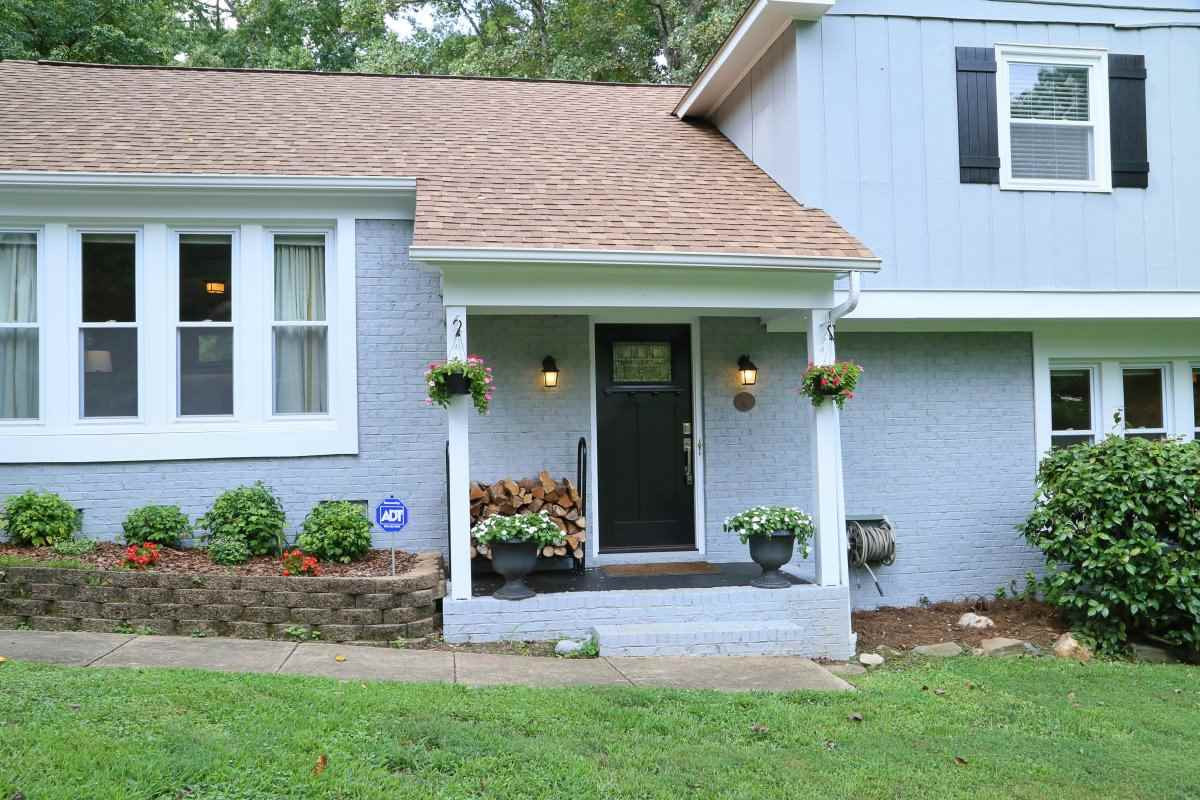 Exterior Front
