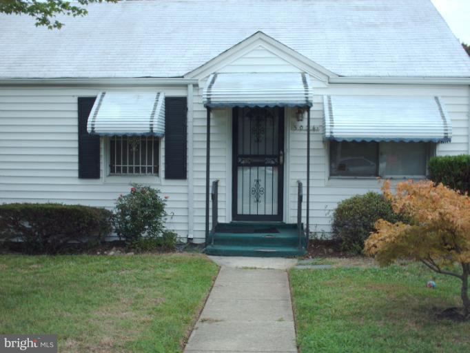5004 Addison Road Capitol Heights, MD 20743 - Photo 2 of 17 Exterior (Front)
