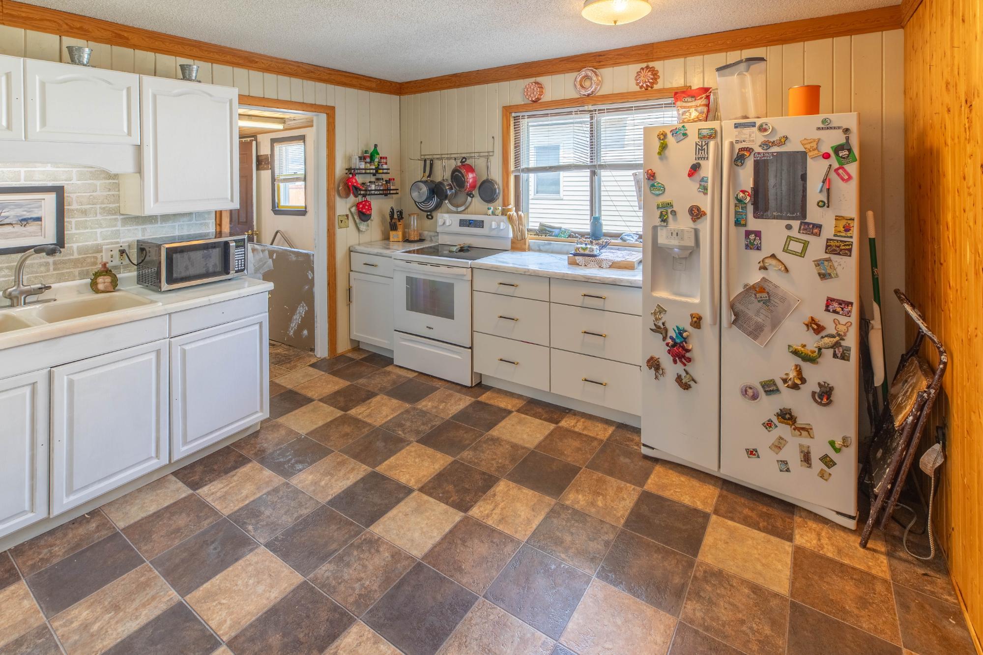 722 Dorr Avenue Rhinelander, WI 54501 - Photo 7 of 42 Gallery Image 7