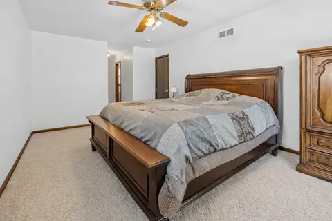 $450,000 | 1151 South Edgewood Avenue, Lombard, IL 60148