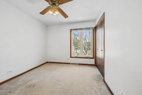 $450,000 | 1151 South Edgewood Avenue, Lombard, IL 60148