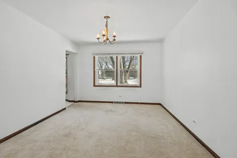 $450,000 | 1151 South Edgewood Avenue, Lombard, IL 60148