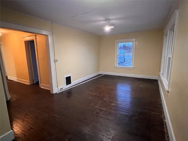 $1,500 | 155 Willow Street, Unit 2, Johnson City, NY 13790