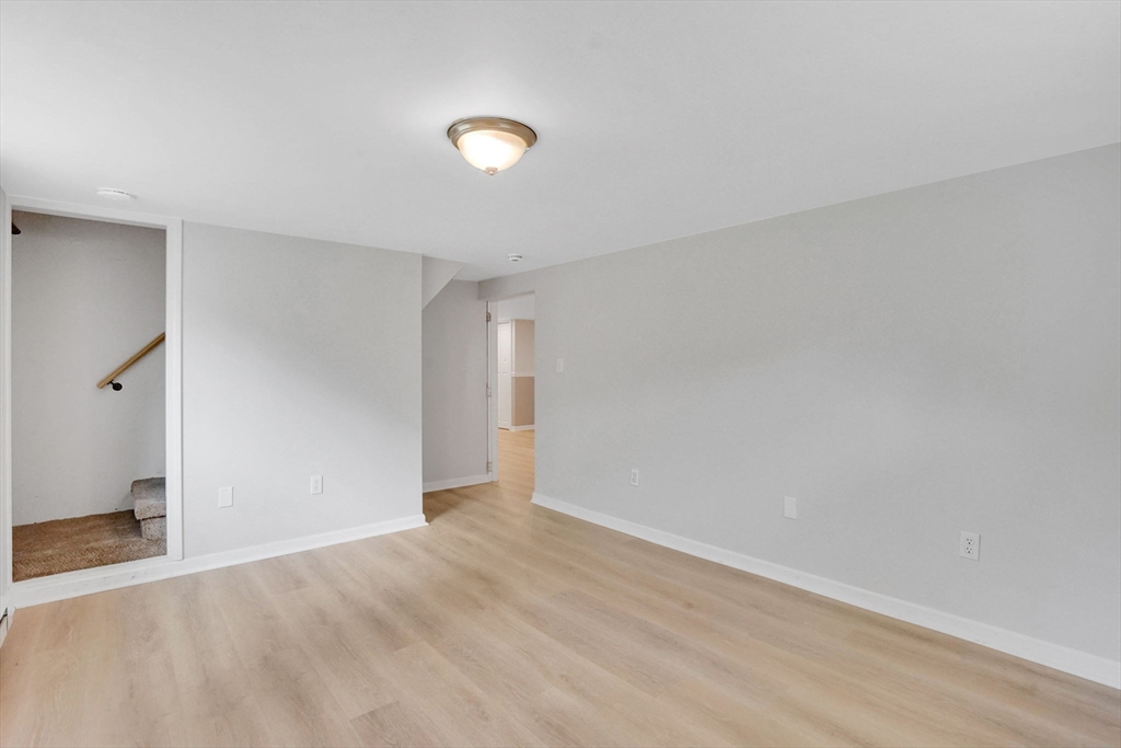 250 Old Lyman Road Chicopee, MA 01020 - Photo 21 of 38