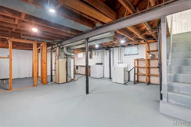 $219,900 | 232 Rayburn Avenue, Sunset Hills, MO 63127