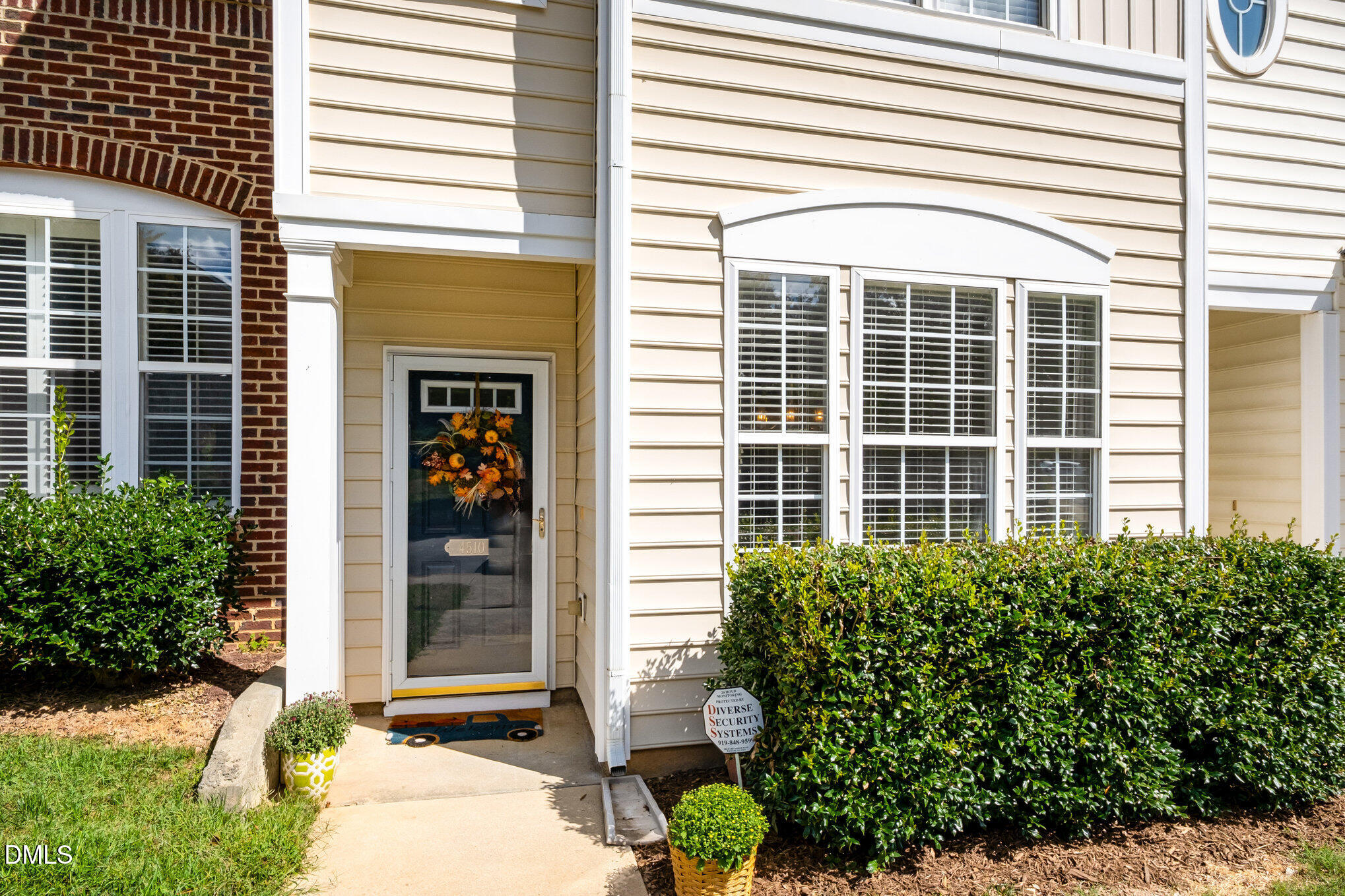 4510 Sugarbend Way Raleigh, NC 27606 - Photo 3 of 31 004_dscf6788-edit_801